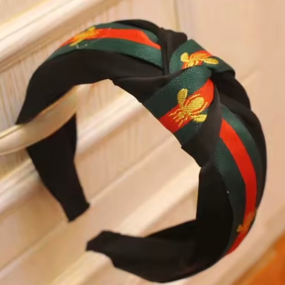 Handmade Accessories - Fashion Black & Green Bee Headband NEW